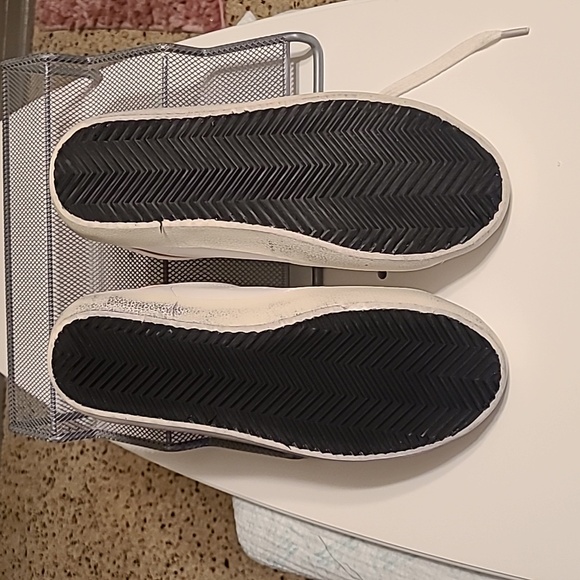 Golden Goose Women's Leather NIB  size 9 sneakers - Picture 15 of 15